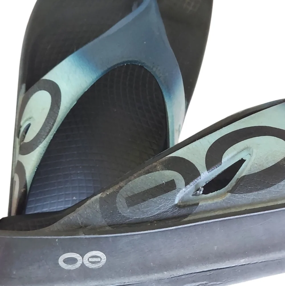 OOFOS stylish sandals